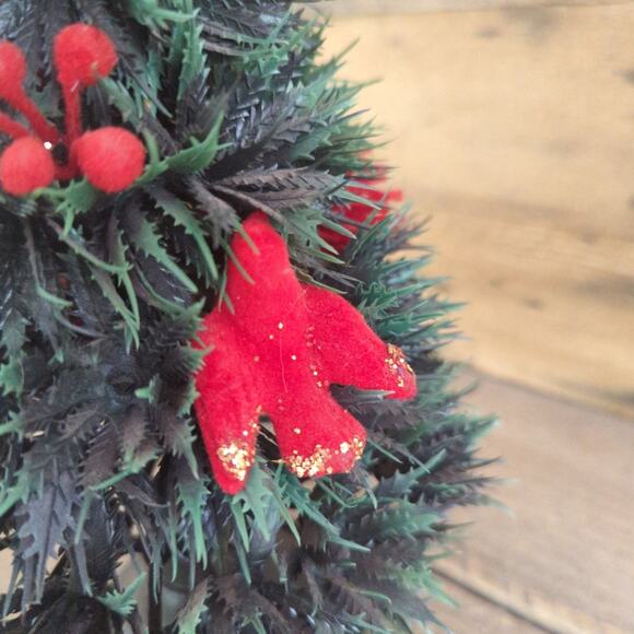 Vtg 1950s Tabletop Plastic Christmas Tree with Red Flocked Ornaments Gold Star - Picture 3 of 10